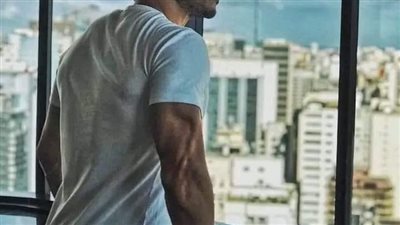 قناع زائف بقلمي أمل مصطفي  كامله 