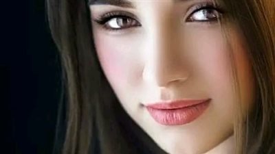 مني الاسيوطي 