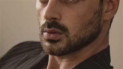 سجينة العادات 