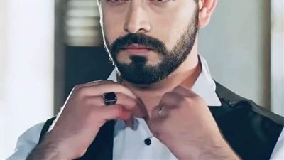 اسيره والمغرور 