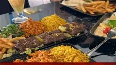 كل يومين واحد يجي مطعم 