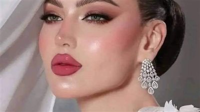 عاشقه القطط 